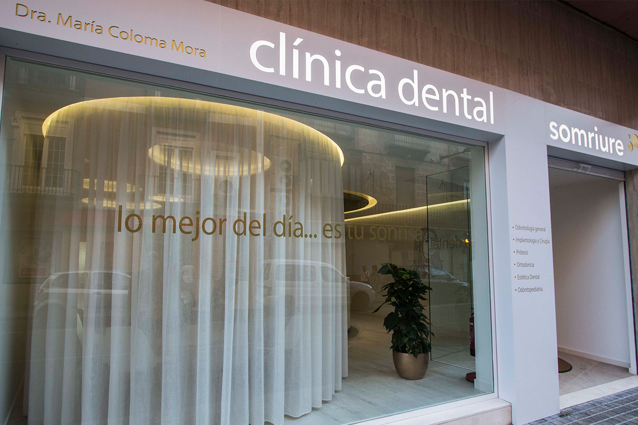 Diseño interior con alma Inland_Clínica dental Somriure
